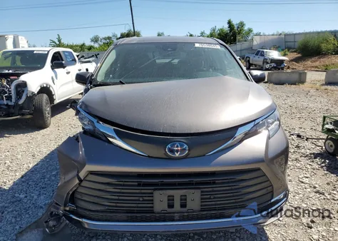 2022 Toyota Sienna Xle из США, поврежденный, VIN 5TDYRKEC4NS128043